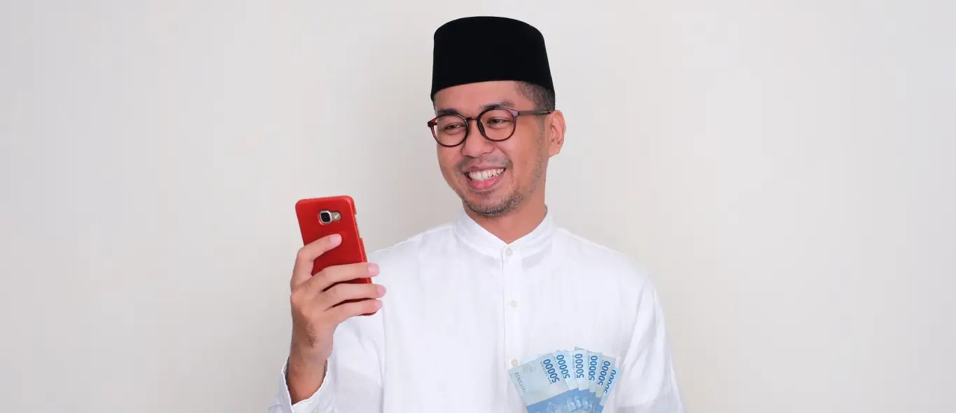 Idulfitri, Zakat, dan Literasi Keuangan Syariah