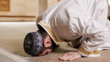 6 Amalan di Bulan Ramadan dan Relevansi dengan Ekonomi Syariah