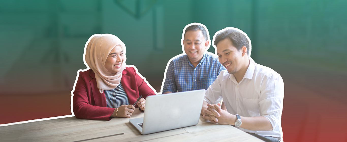 Tangan sedang menulis